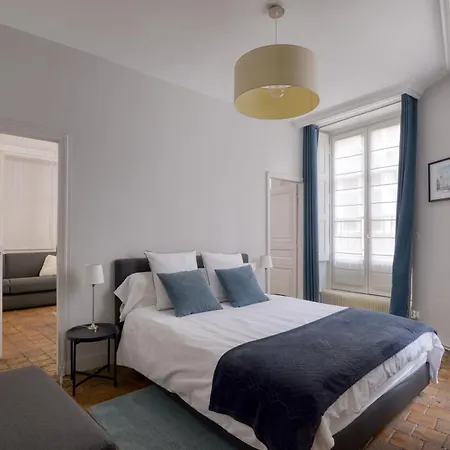 Saint Jean Apartment *